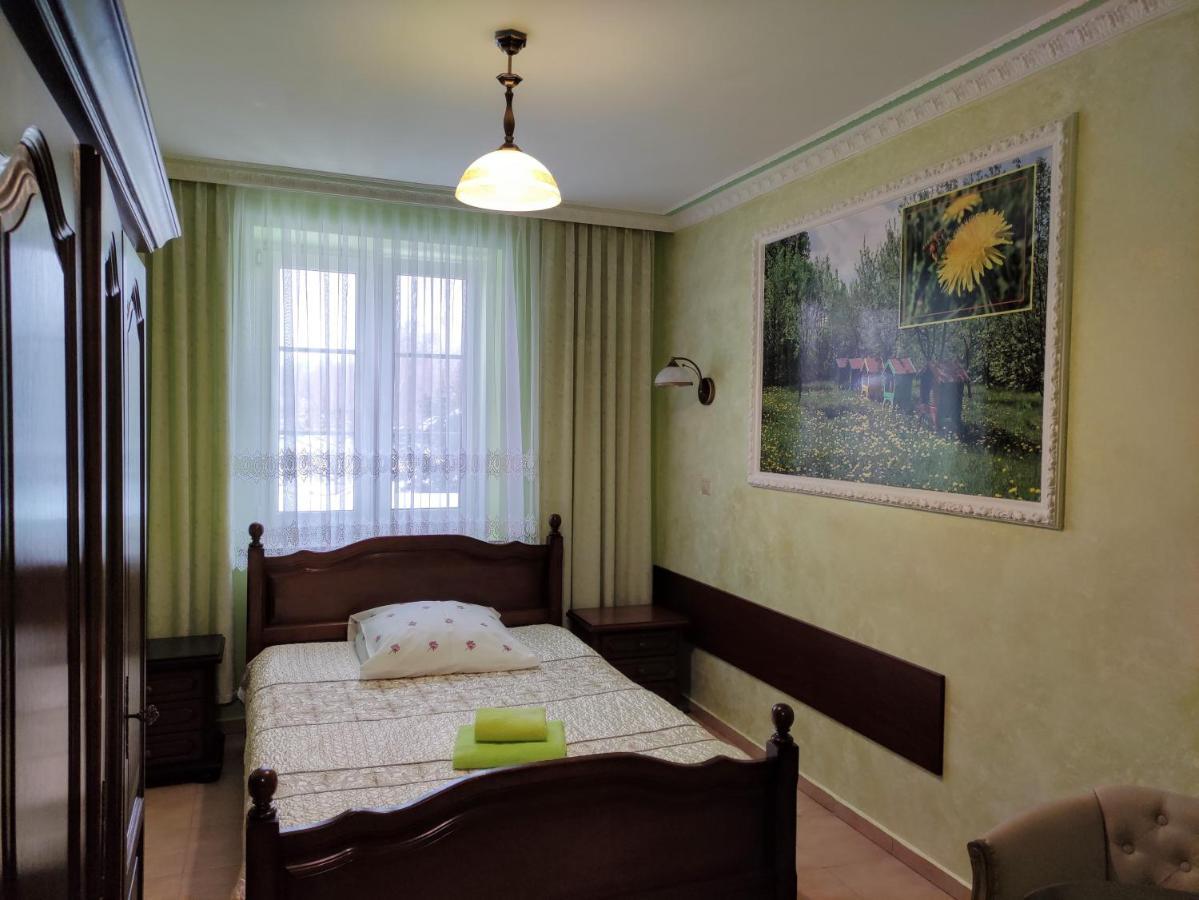 Dwor Bartnika Bed & Breakfast